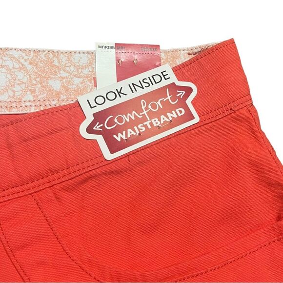 Lee JUST BELOW THE WAIST 18W Medium length WALKSHORT STRETCH NWT🏷 Color: Coral - Picture 2 of 11